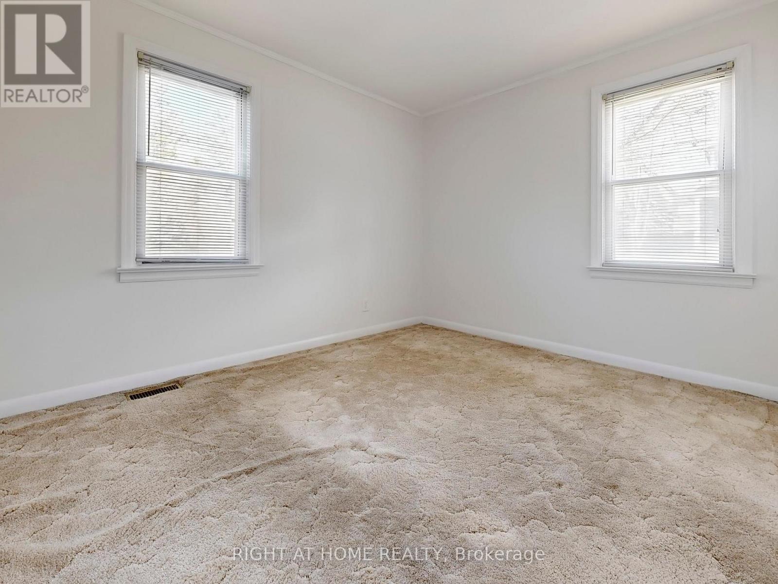 12 Rouge Street, Markham, Ontario  L3P 1K6 - Photo 10 - N12976486