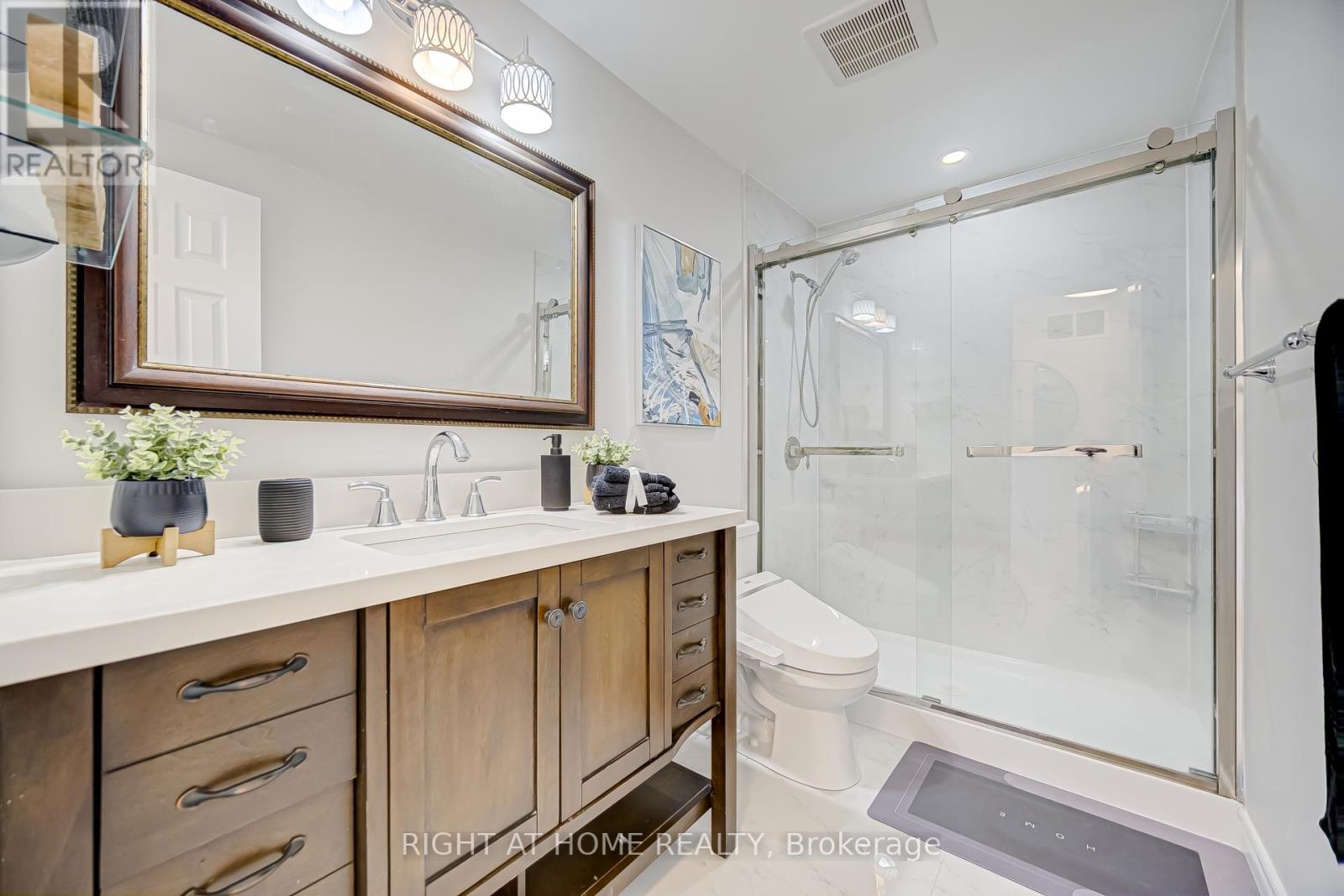 10 Holm Crescent, Markham, Ontario  L3T 5J3 - Photo 20 - N12973962