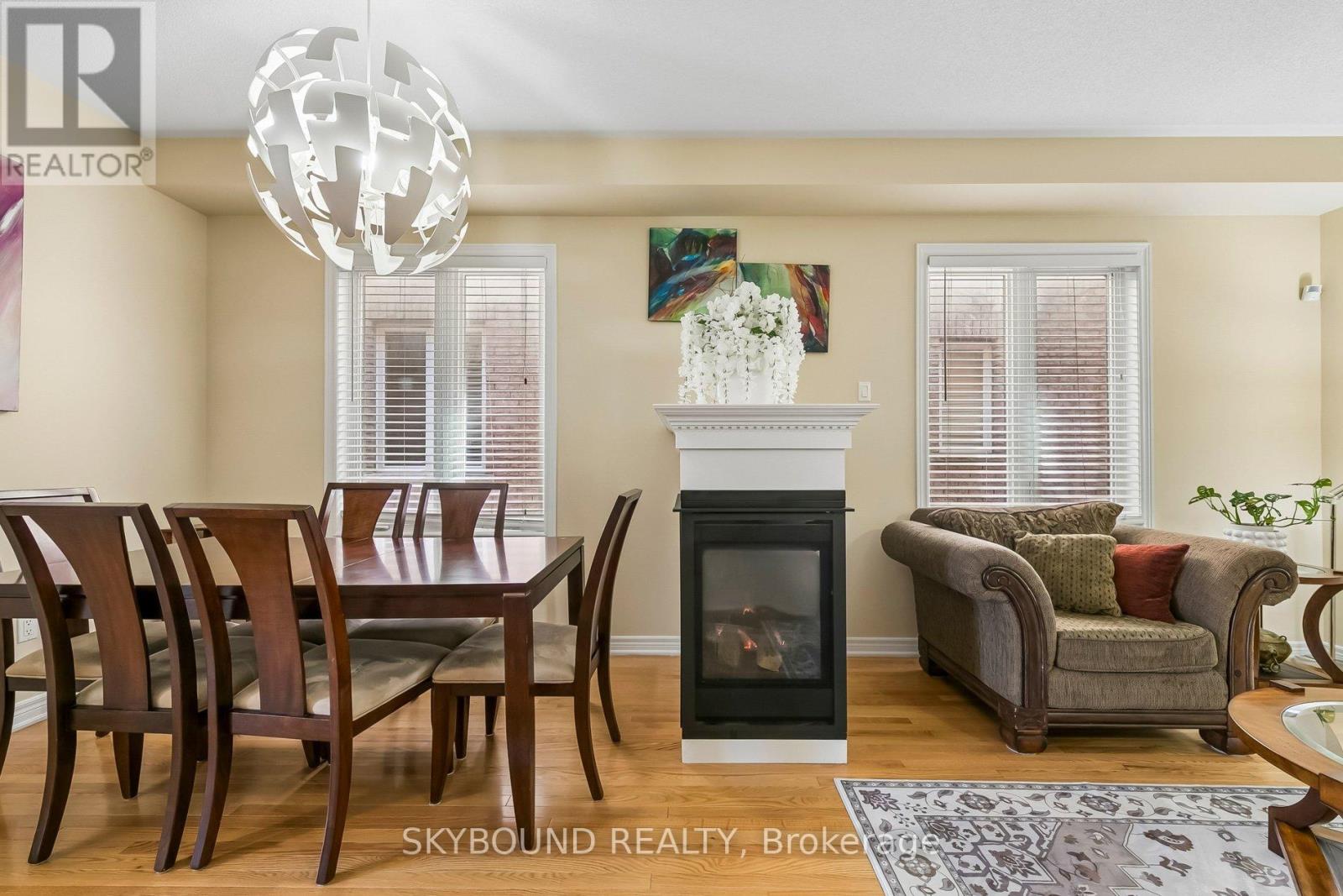 687 Megson Terrace, Milton, Ontario  L9T 8K4 - Photo 10 - W12976482