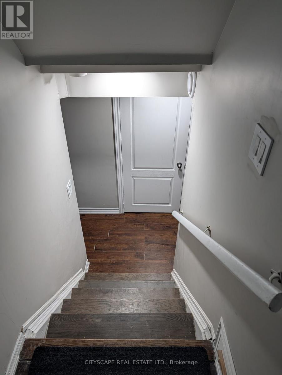 90 Maddybeth Crescent, Brampton, Ontario  L7A 3J3 - Photo 12 - W12973596