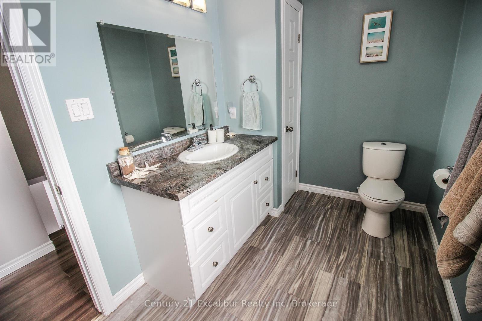 7104 6th Line, Centre Wellington, Ontario  N0B 1J0 - Photo 17 - X12765788