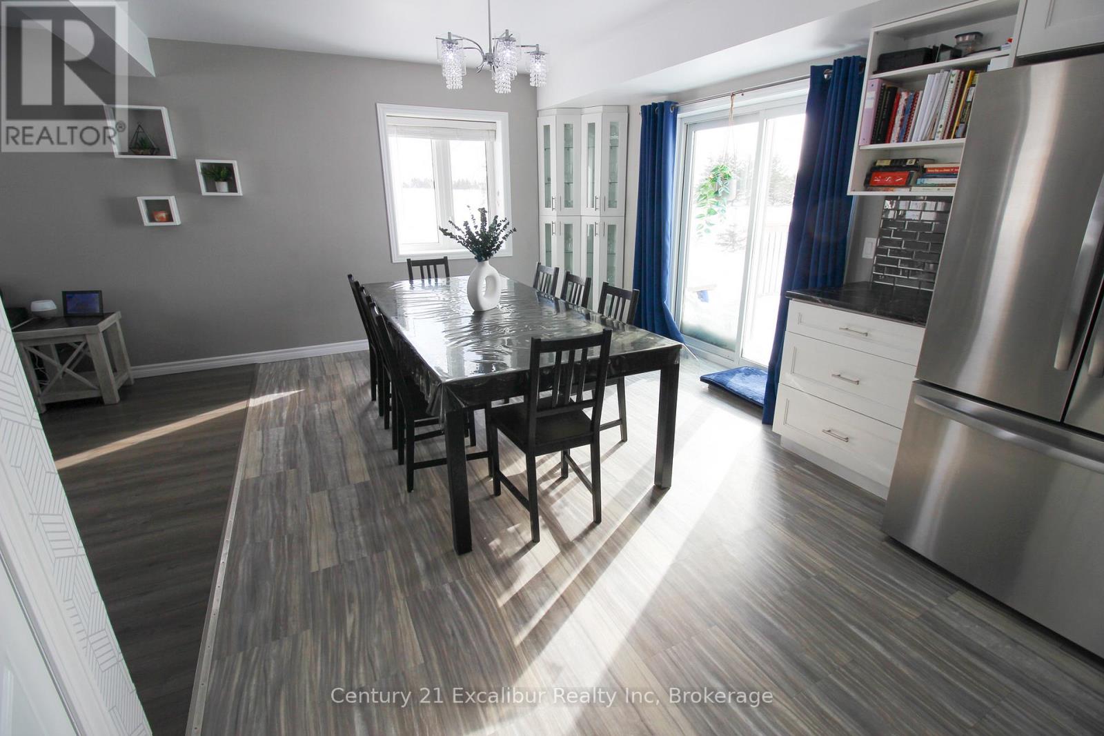 7104 6th Line, Centre Wellington, Ontario  N0B 1J0 - Photo 7 - X12765788