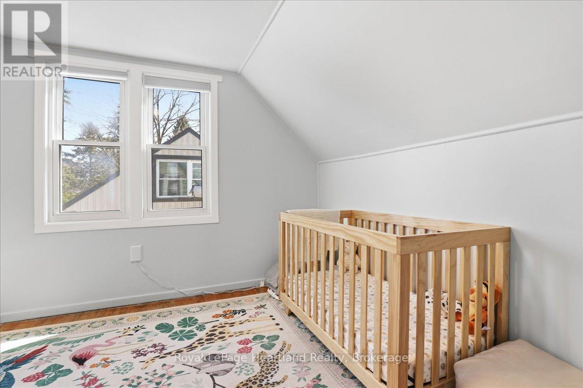 19 Perth Road, Kitchener, Ontario  N2M 3G6 - Photo 23 - X12975202