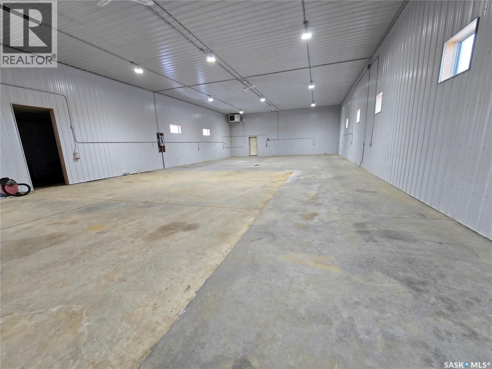 Key Well Shop, Lomond Rm No. 37, Saskatchewan  S4H 1J1 - Photo 4 - SK032453