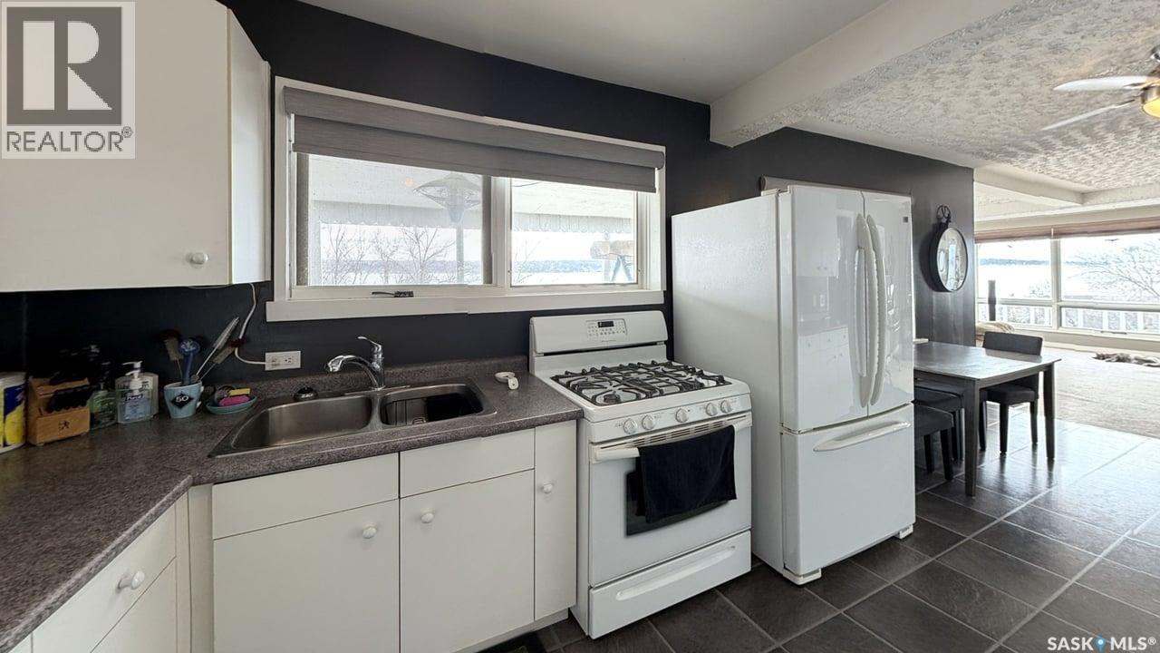 400 Hillcrest Avenue, Saskatchewan Beach, Saskatchewan  S0G 4L0 - Photo 29 - SK032422