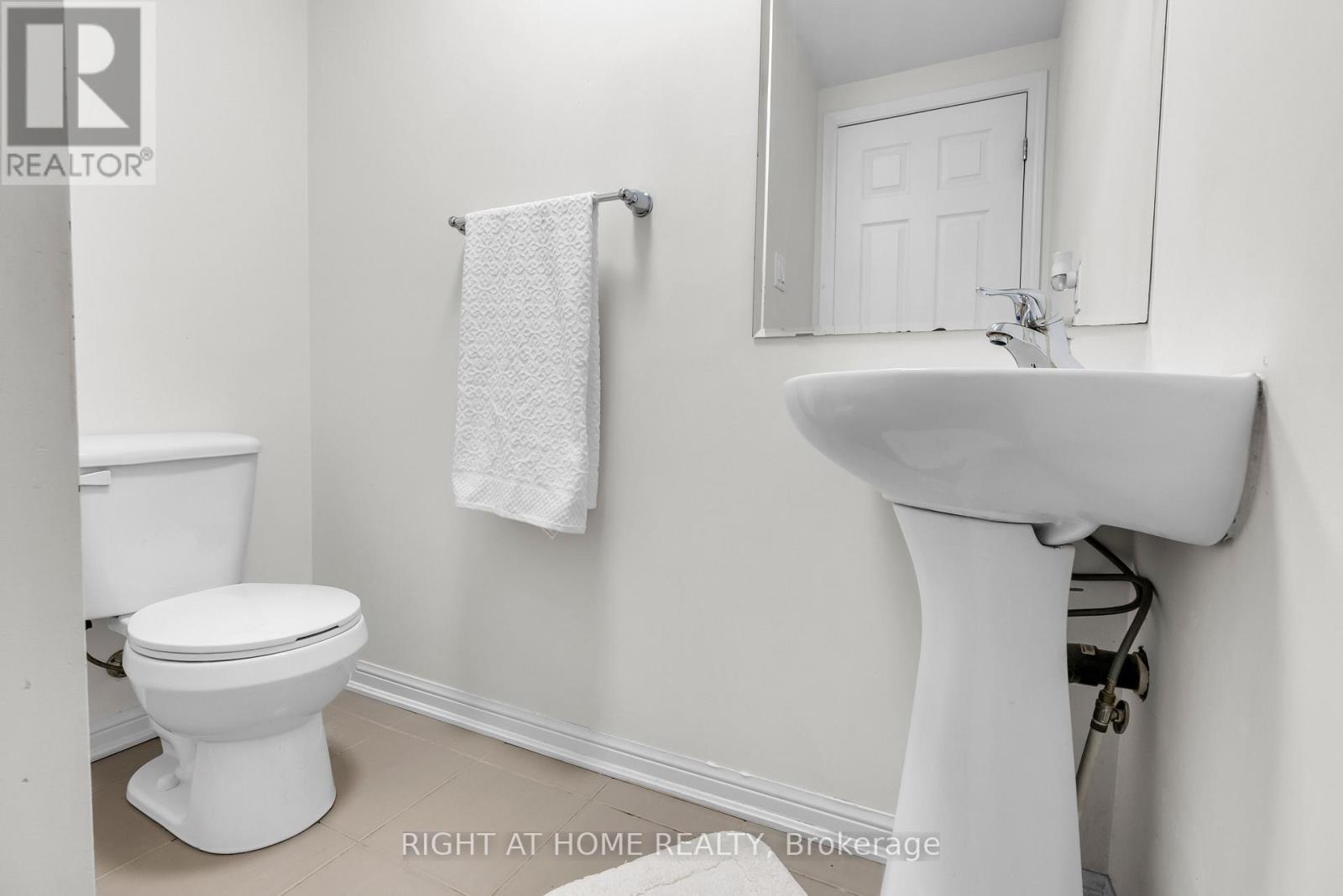 54 - 6020 Derry Road, Milton, Ontario  L9T 8L6 - Photo 17 - W12976798