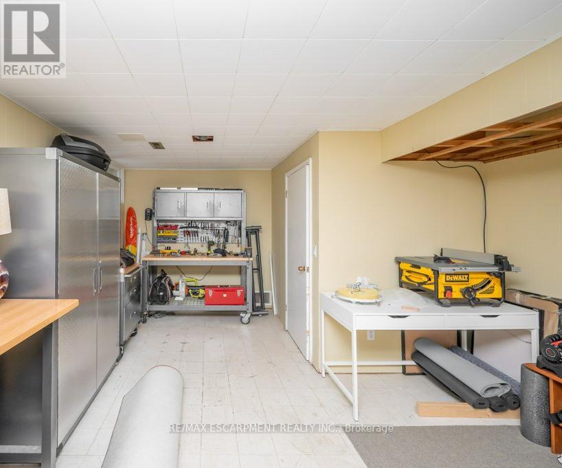 345 Sandlewood Road, Oakville, Ontario  L6L 3S1 - Photo 33 - W12976824