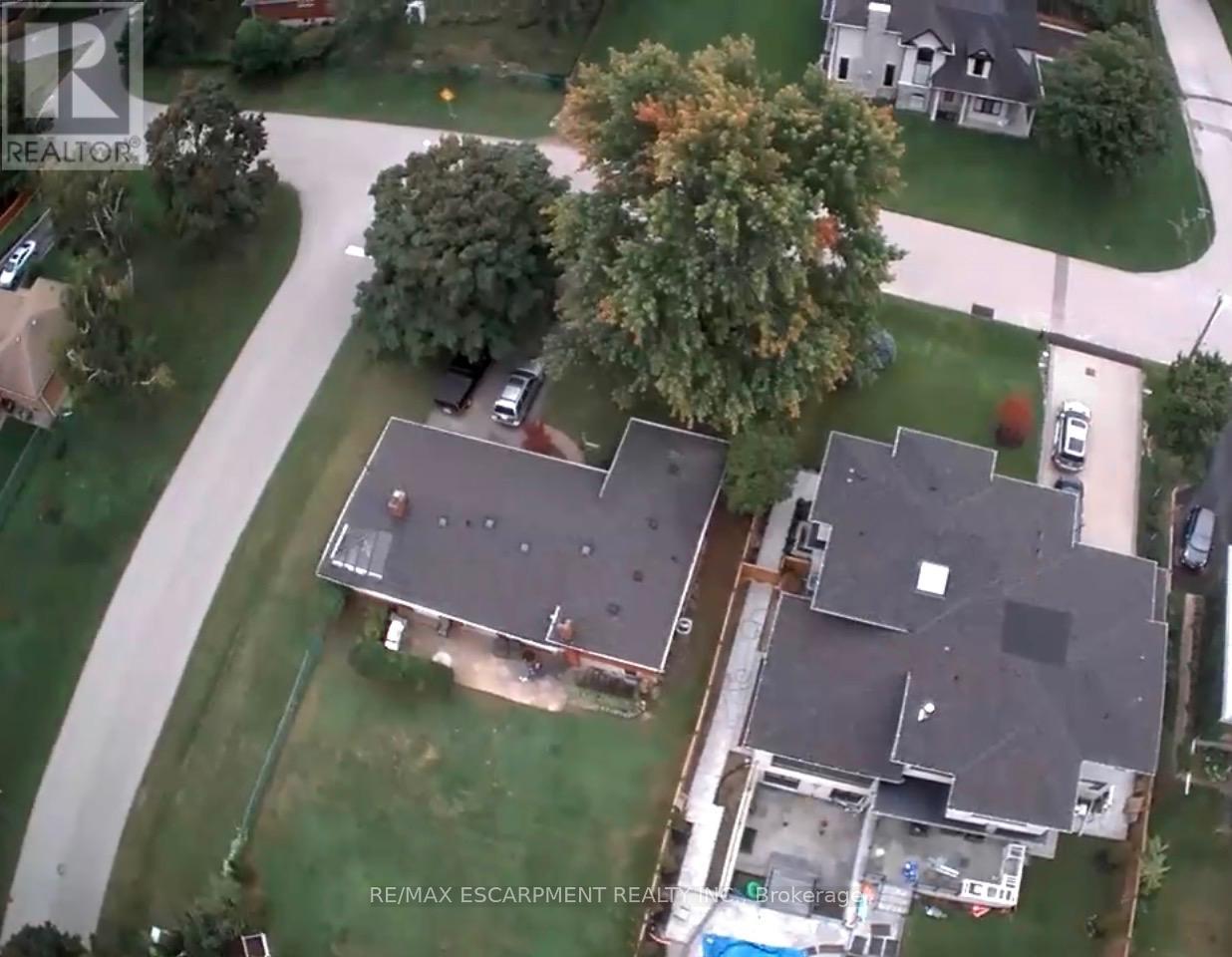 345 Sandlewood Road, Oakville, Ontario  L6L 3S1 - Photo 40 - W12976824