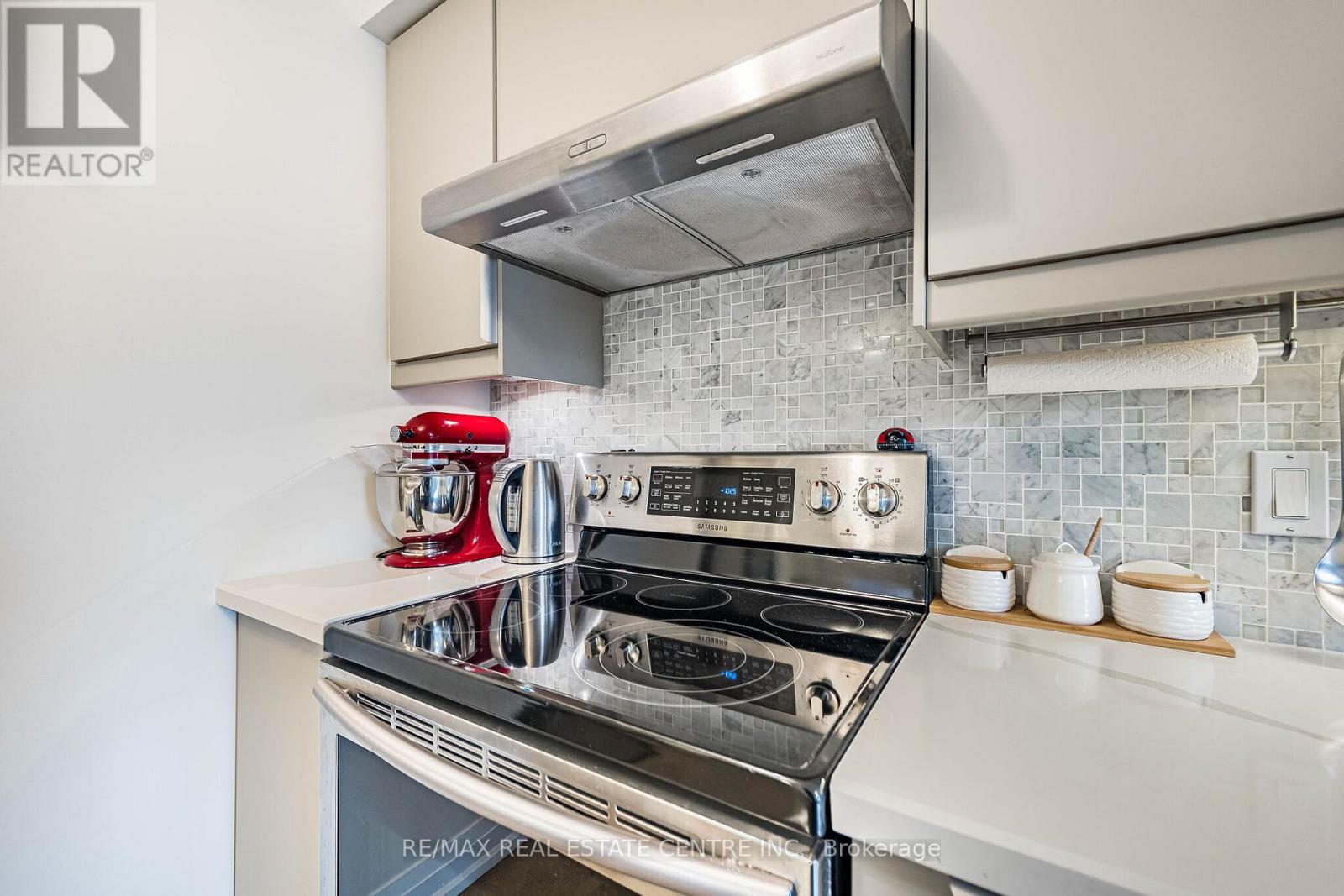 6340 Longspur Road, Mississauga, Ontario  L5N 6G8 - Photo 14 - W12976858