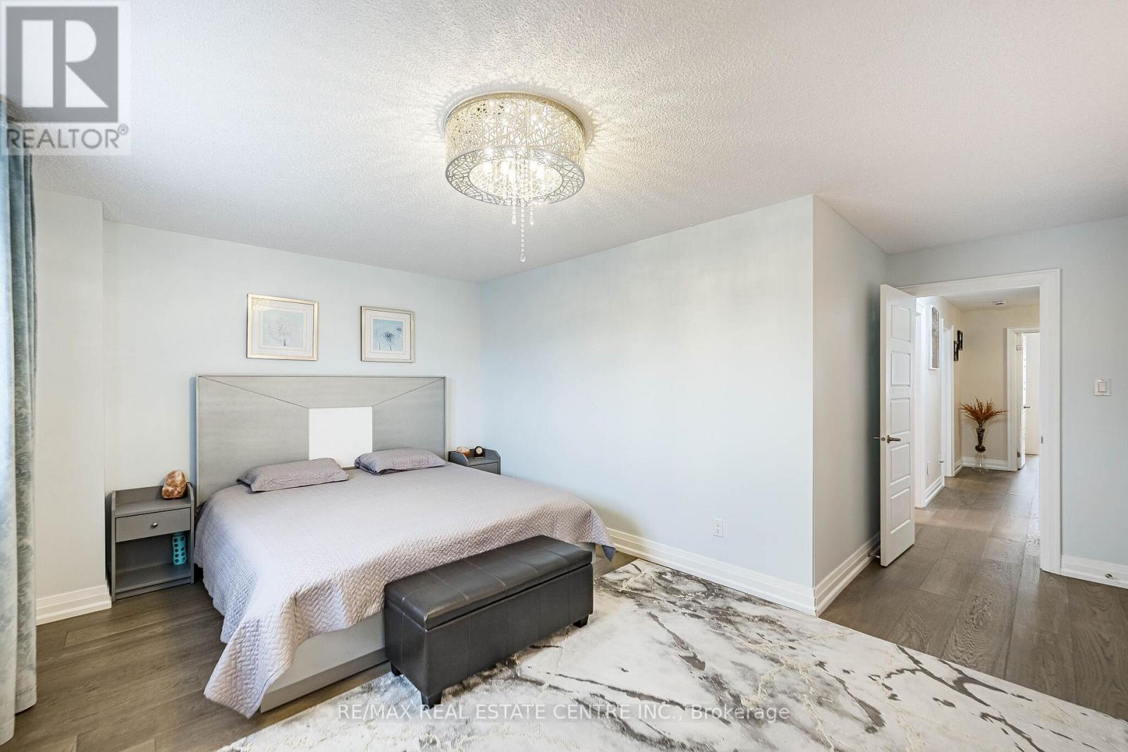 6340 Longspur Road, Mississauga, Ontario  L5N 6G8 - Photo 20 - W12976858