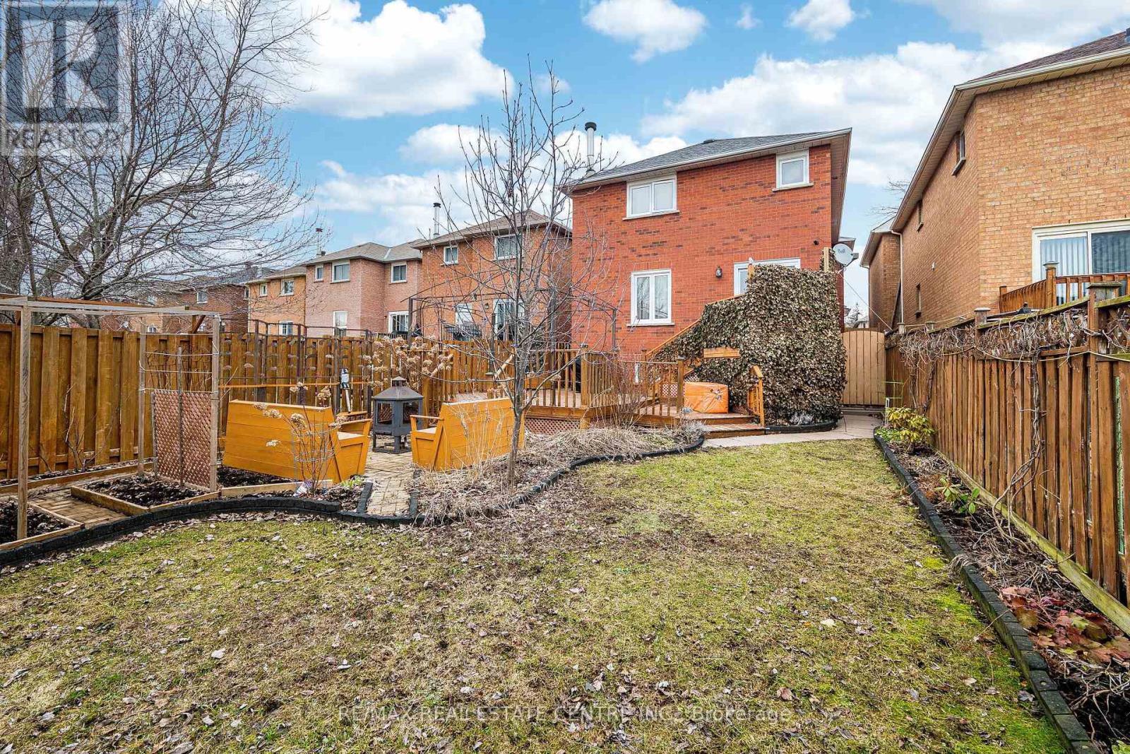 6340 Longspur Road, Mississauga, Ontario  L5N 6G8 - Photo 42 - W12976858