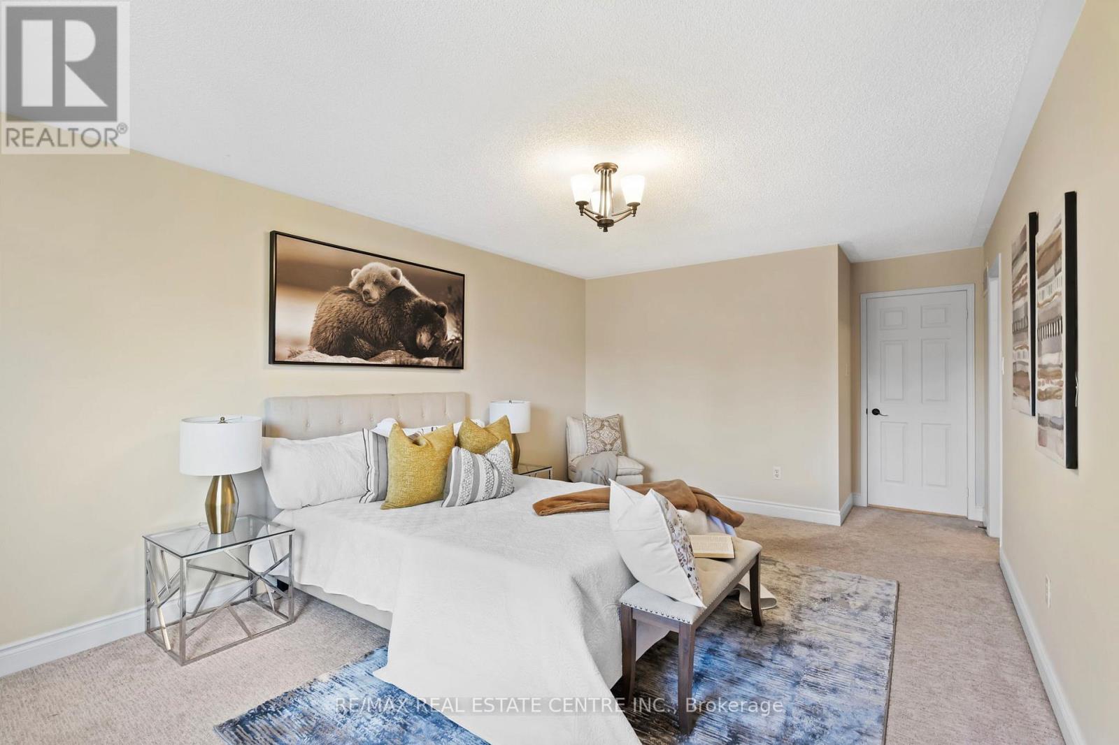 2879 Westbury Court, Mississauga, Ontario  L5M 6B3 - Photo 19 - W12976870