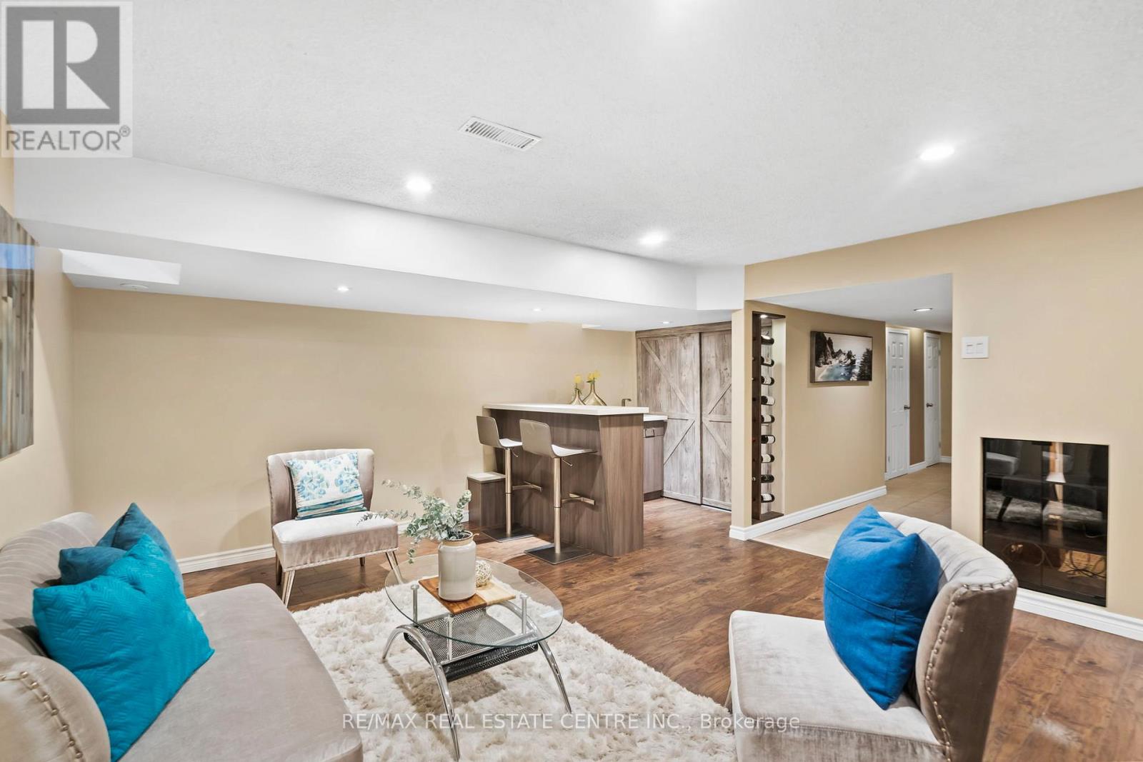 2879 Westbury Court, Mississauga, Ontario  L5M 6B3 - Photo 33 - W12976870