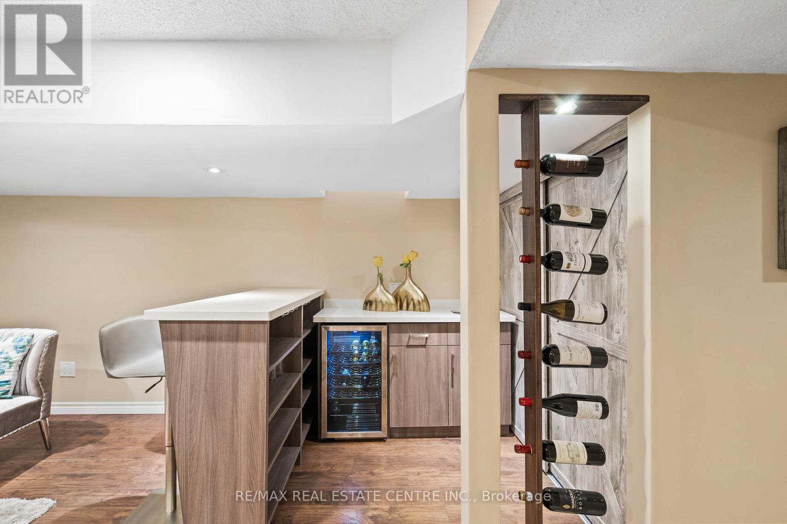 2879 Westbury Court, Mississauga, Ontario  L5M 6B3 - Photo 35 - W12976870