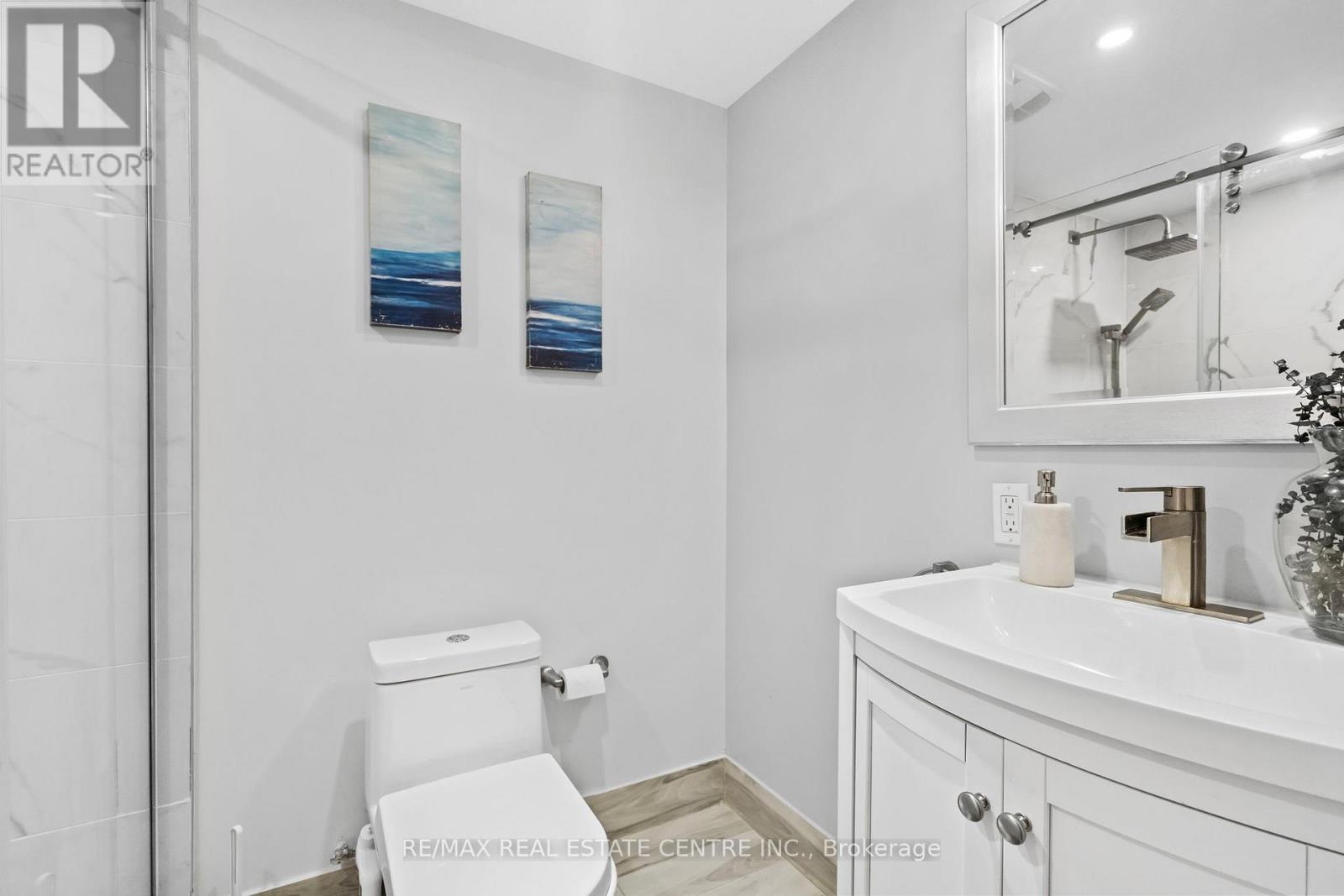 2879 Westbury Court, Mississauga, Ontario  L5M 6B3 - Photo 41 - W12976870