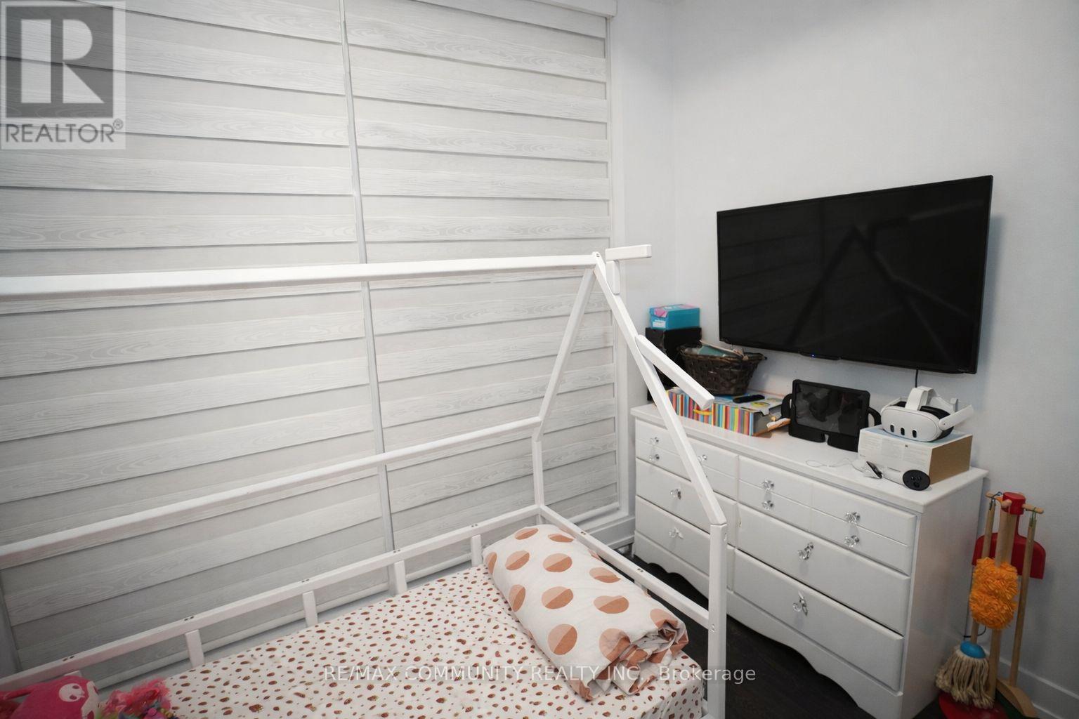 1206 - 225 Veterans Drive, Brampton, Ontario  L7A 5L7 - Photo 17 - W12976882