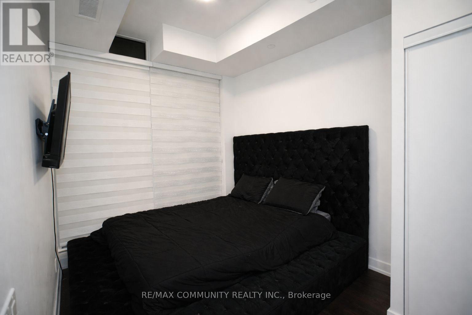 1206 - 225 Veterans Drive, Brampton, Ontario  L7A 5L7 - Photo 20 - W12976882