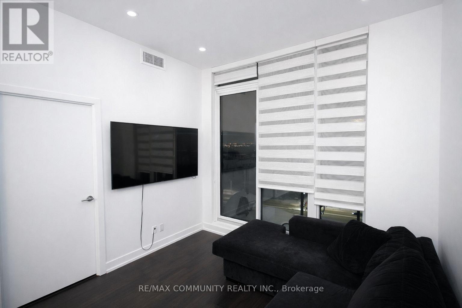 1206 - 225 Veterans Drive, Brampton, Ontario  L7A 5L7 - Photo 6 - W12976882