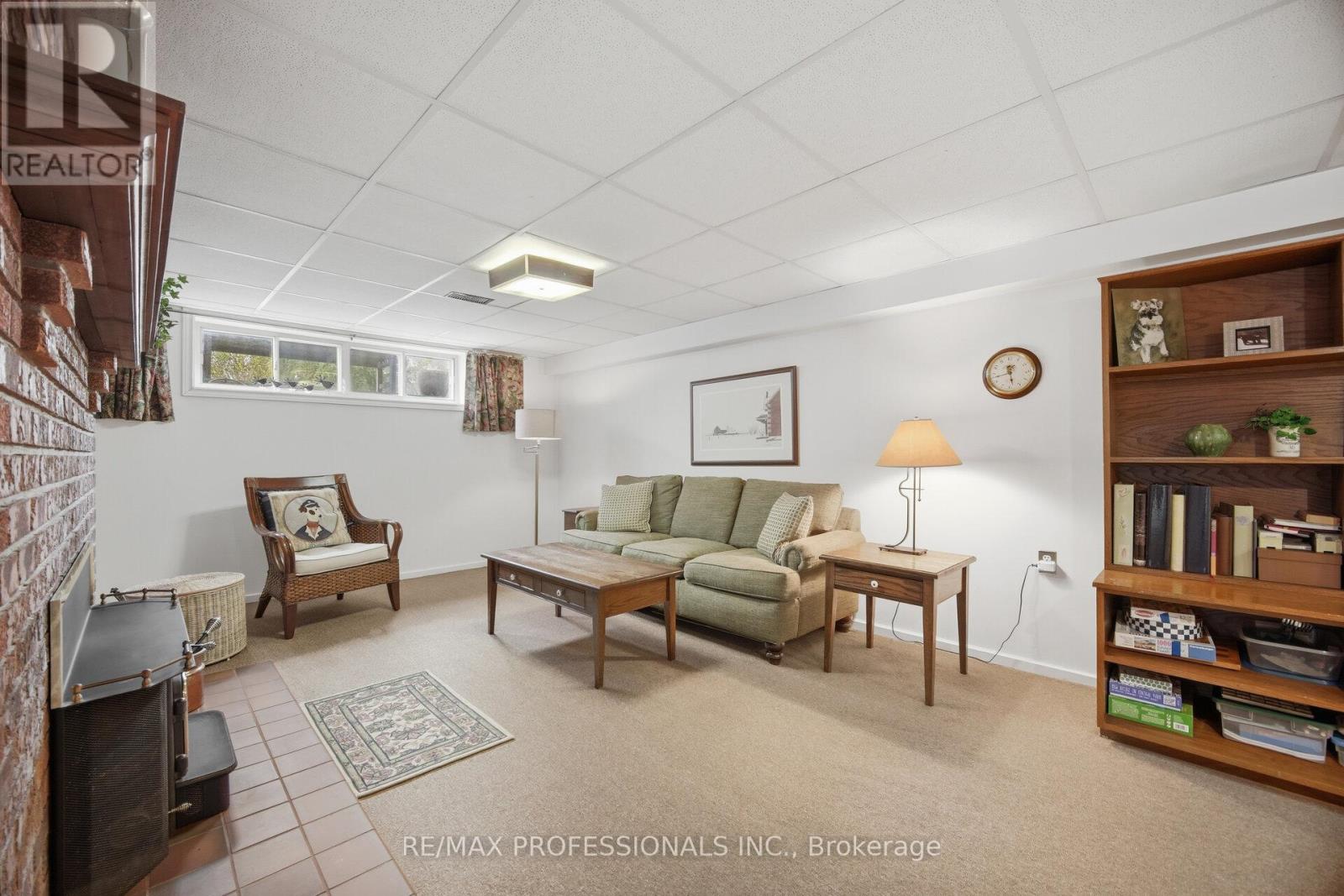 1448 Glenwatson Drive, Mississauga, Ontario  L5E 2V9 - Photo 32 - W12976920