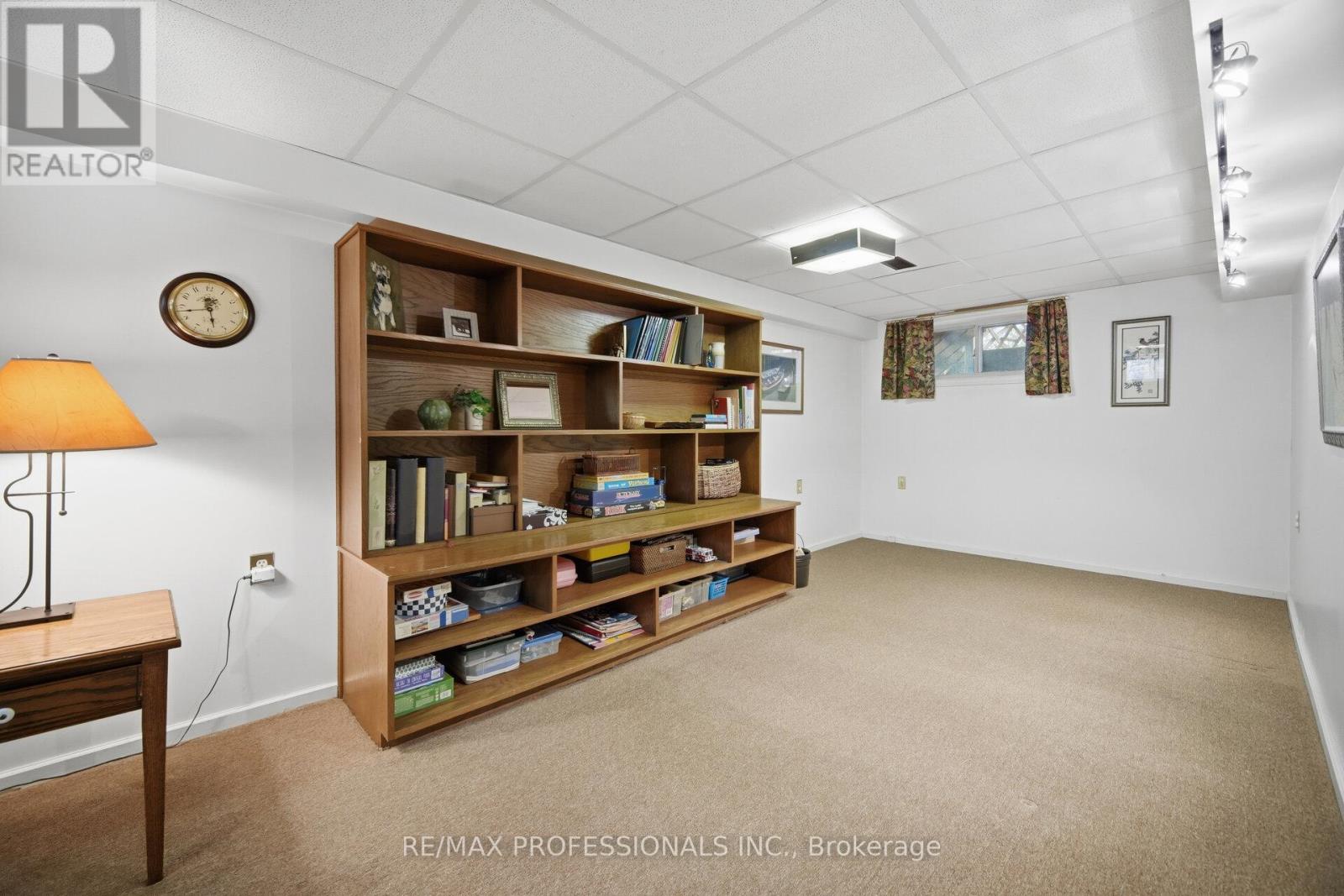 1448 Glenwatson Drive, Mississauga, Ontario  L5E 2V9 - Photo 34 - W12976920