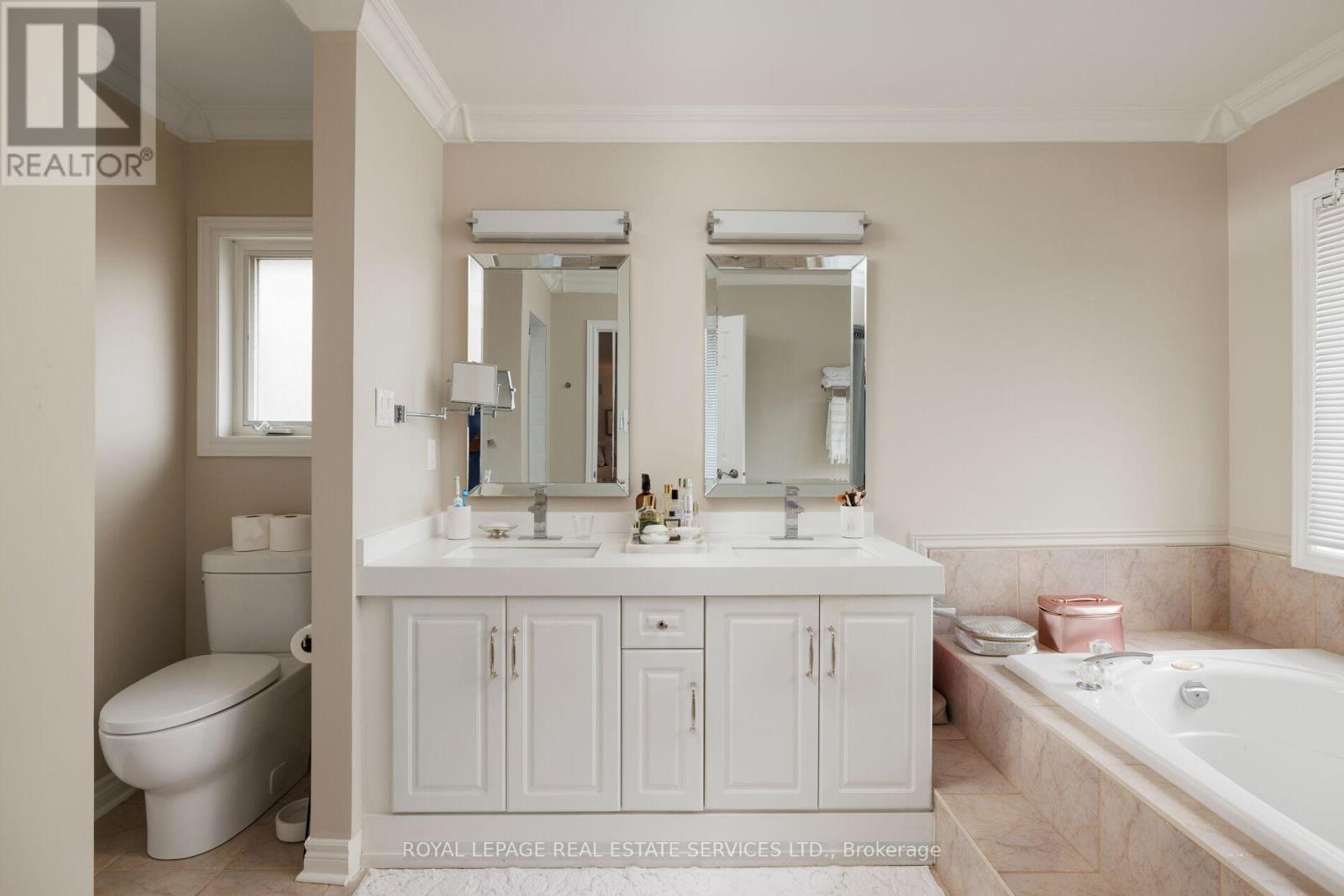 3030 Banbury Crescent, Oakville, Ontario  L6H 5P9 - Photo 22 - W12976928