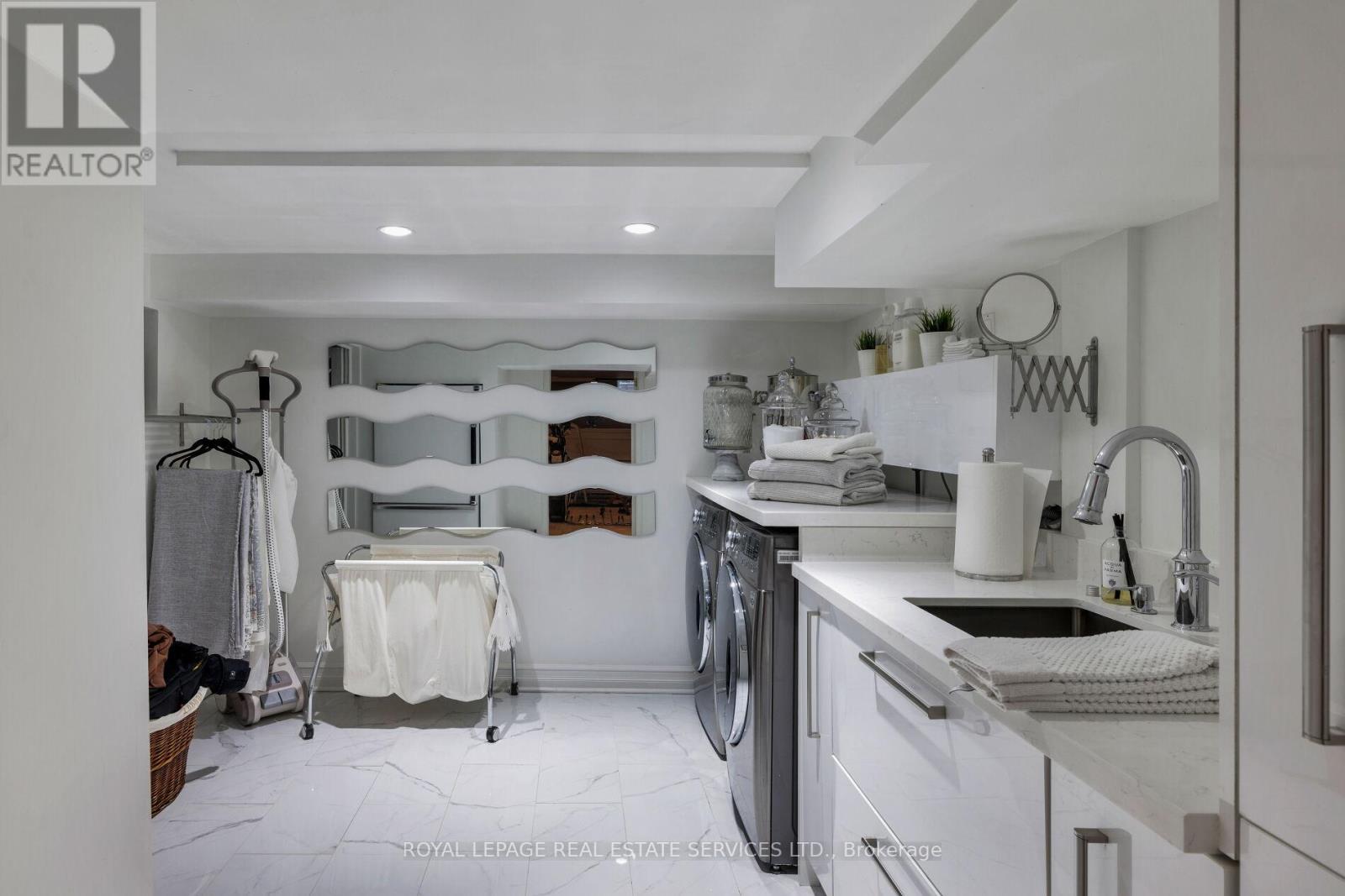 3030 Banbury Crescent, Oakville, Ontario  L6H 5P9 - Photo 35 - W12976928