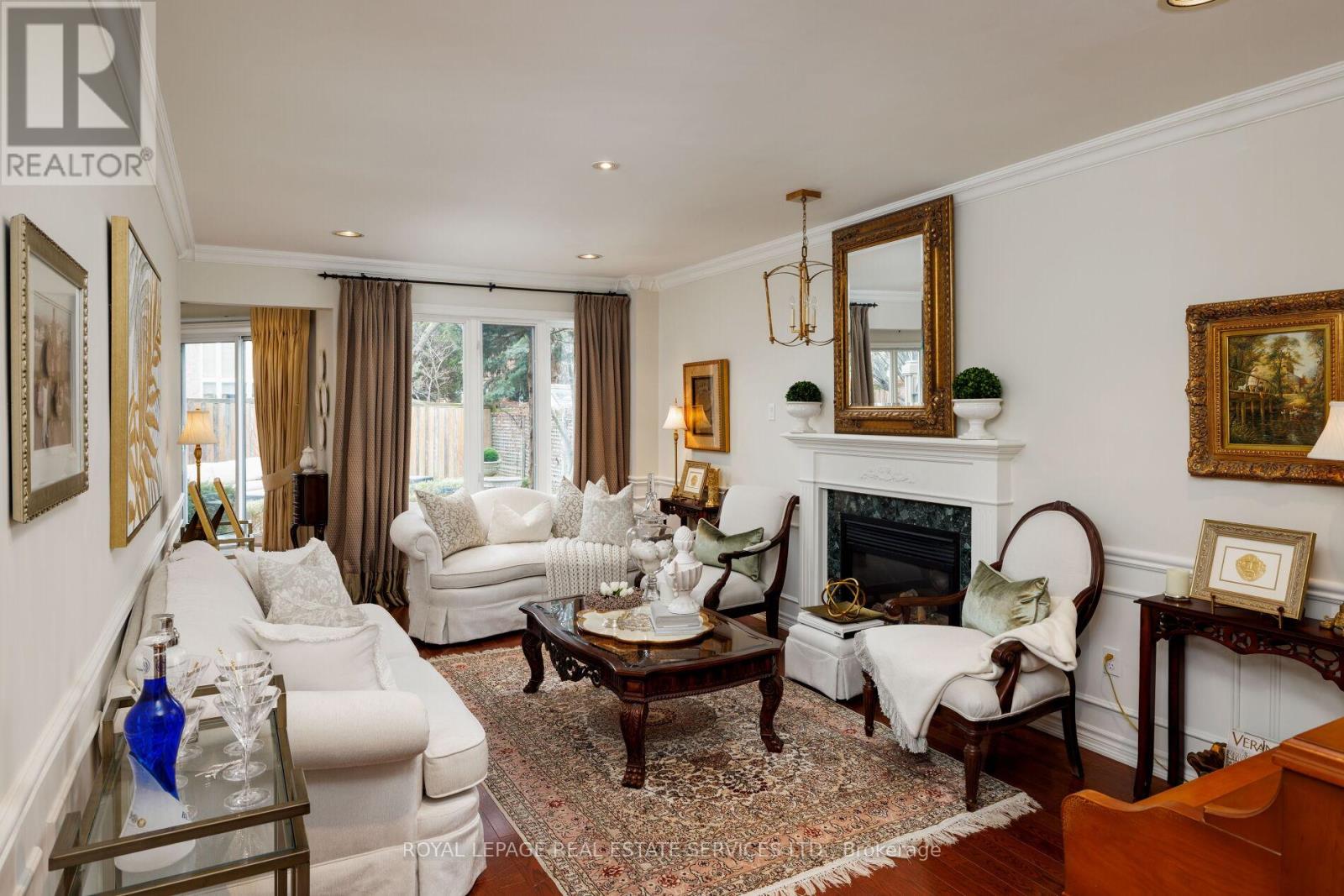 3030 Banbury Crescent, Oakville, Ontario  L6H 5P9 - Photo 8 - W12976928