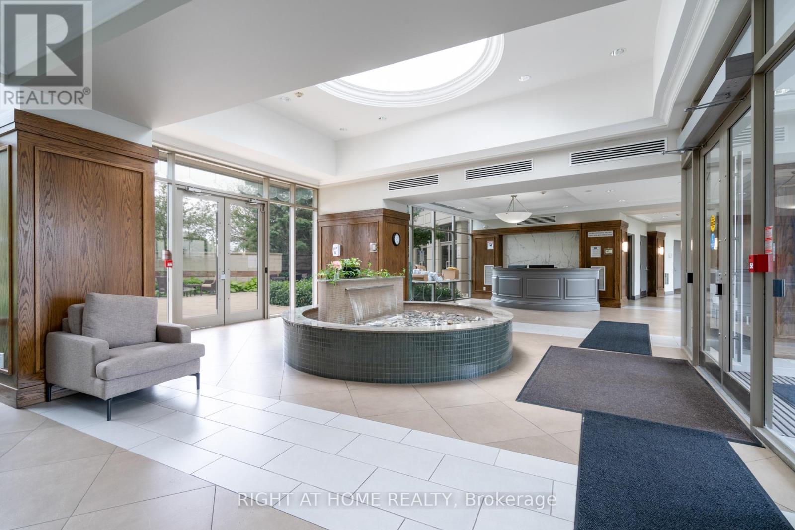 505 - 2379 Central Park Drive, Oakville, Ontario  L6H 0E3 - Photo 5 - W12976962