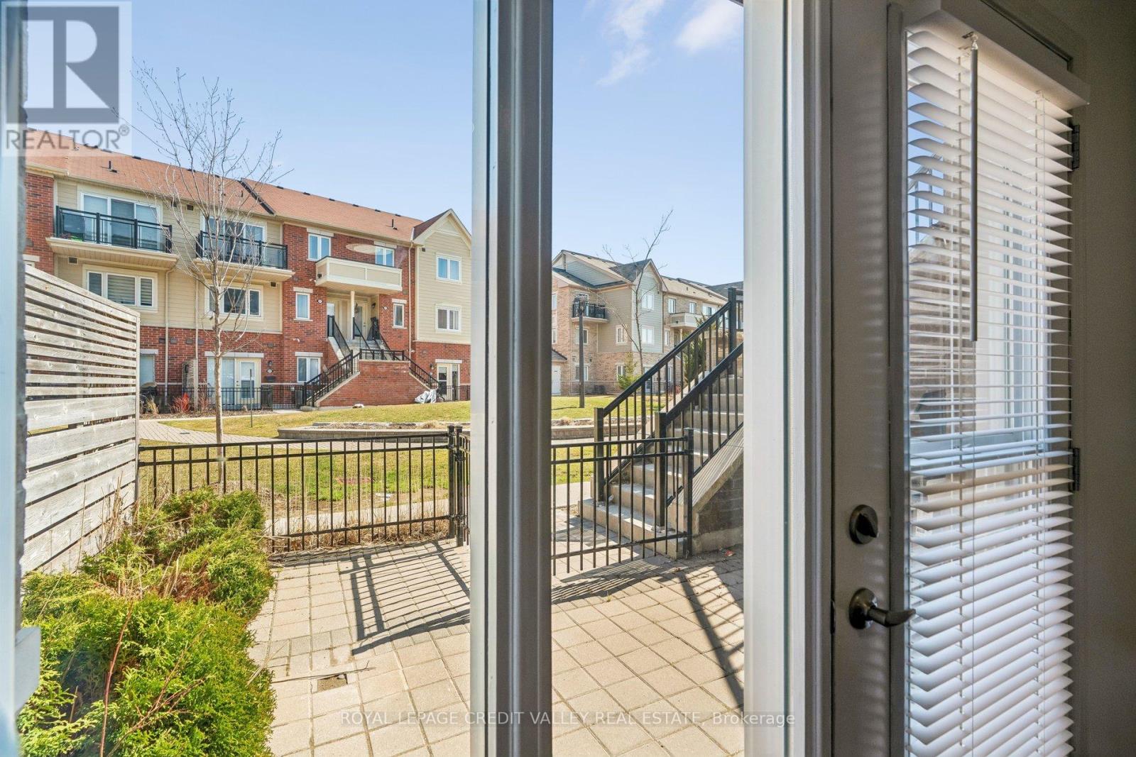 266 - 250 Sunny Meadow Boulevard, Brampton, Ontario  L6R 3Y7 - Photo 10 - W12977006