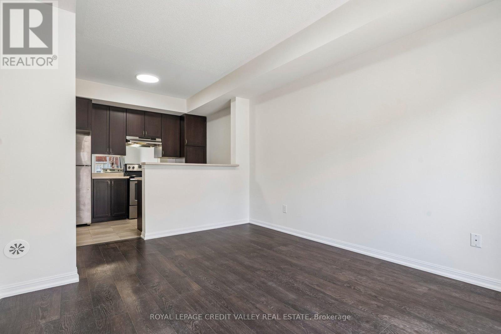 266 - 250 Sunny Meadow Boulevard, Brampton, Ontario  L6R 3Y7 - Photo 11 - W12977006