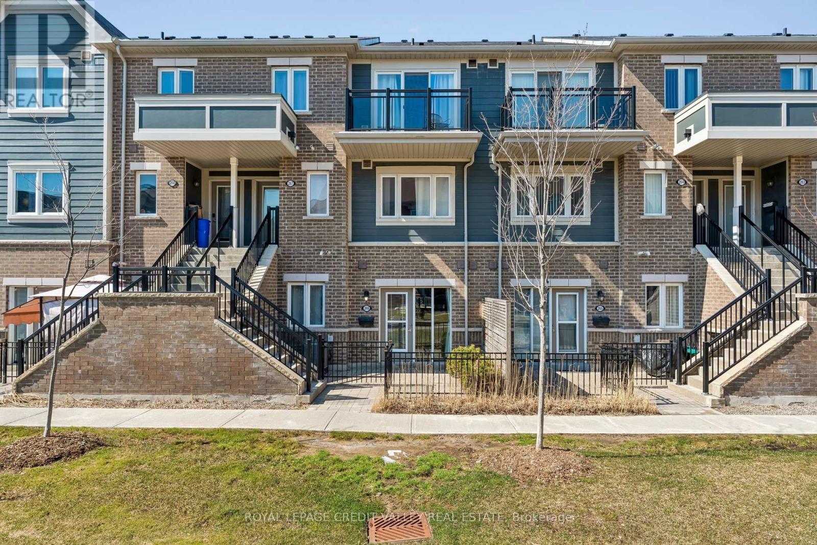266 - 250 Sunny Meadow Boulevard, Brampton, Ontario  L6R 3Y7 - Photo 6 - W12977006