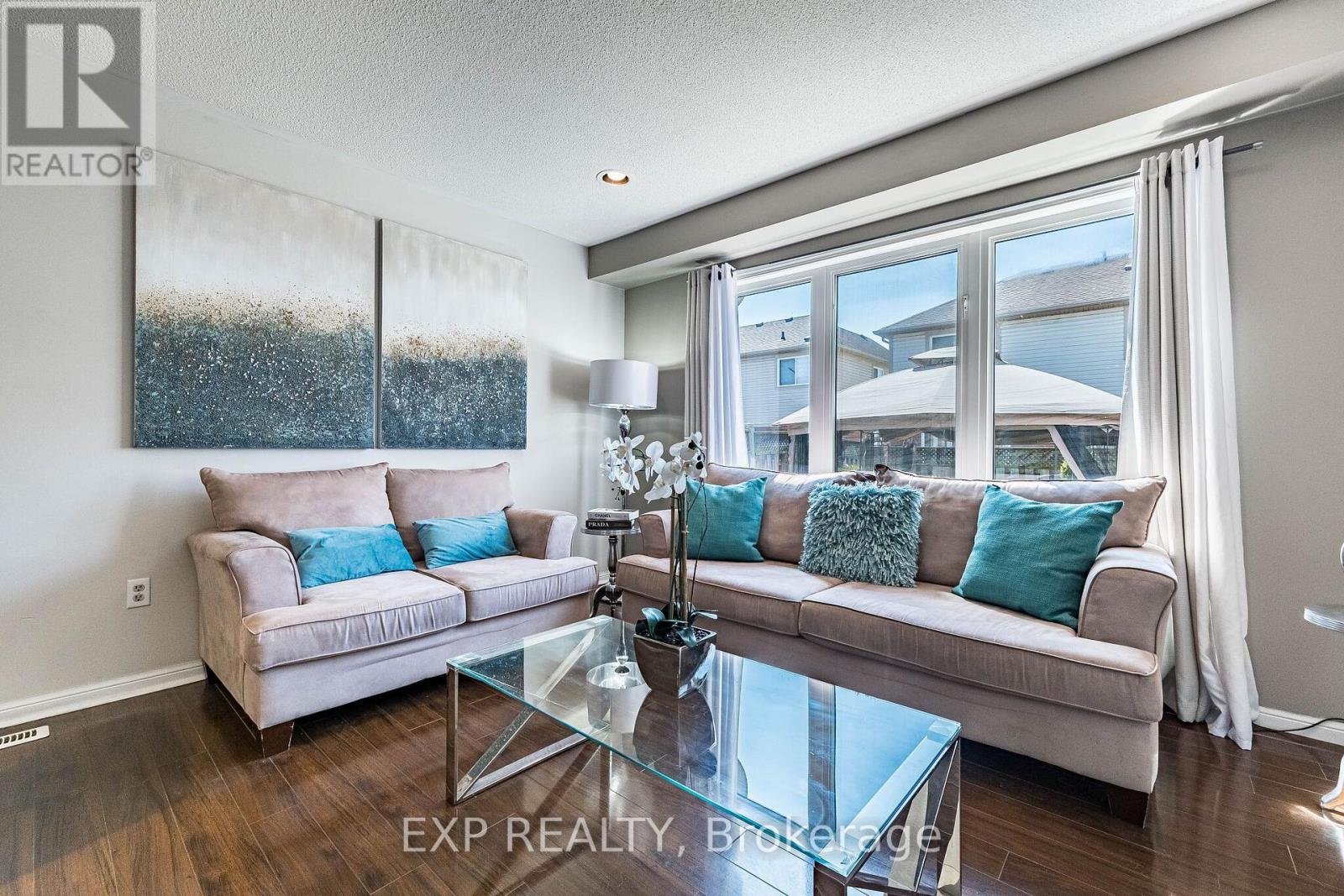 53 Sweetwood Circle, Brampton, Ontario  L7A 2X7 - Photo 10 - W12977032