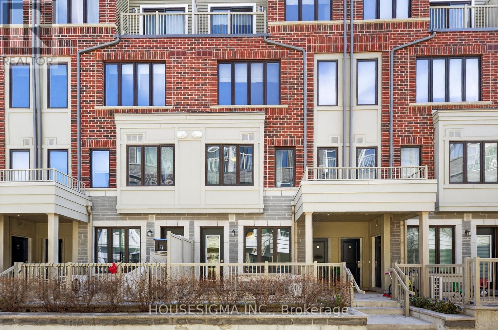 5 - 85 Eastwood Park Gardens, Toronto, Ontario  M8W 0B9 - Photo 23 - W12977040