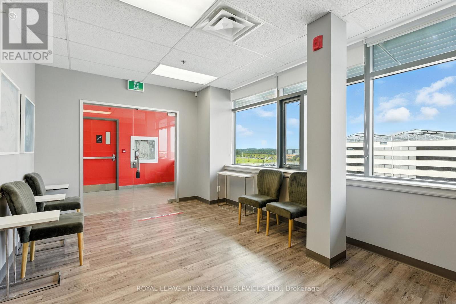 419 - 3075 Hospital Gate, Oakville, Ontario  L6M 1M1 - Photo 8 - W12977110