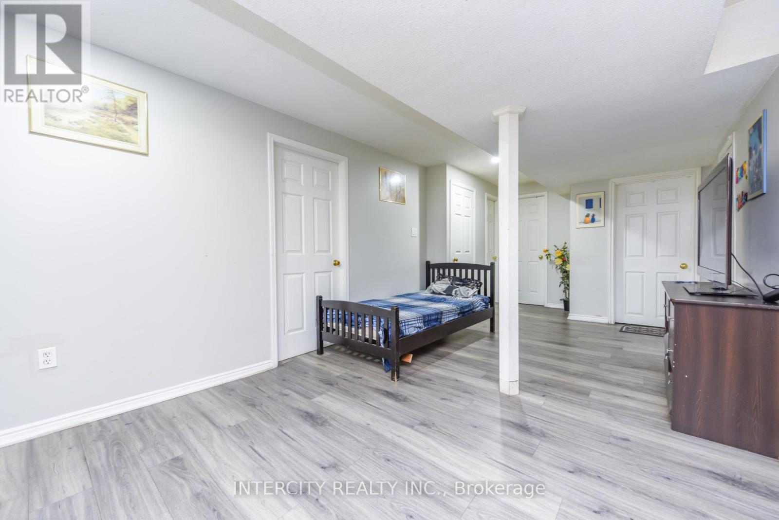 7140 Dalewood Drive, Mississauga, Ontario  L4T 4E9 - Photo 43 - W12977116