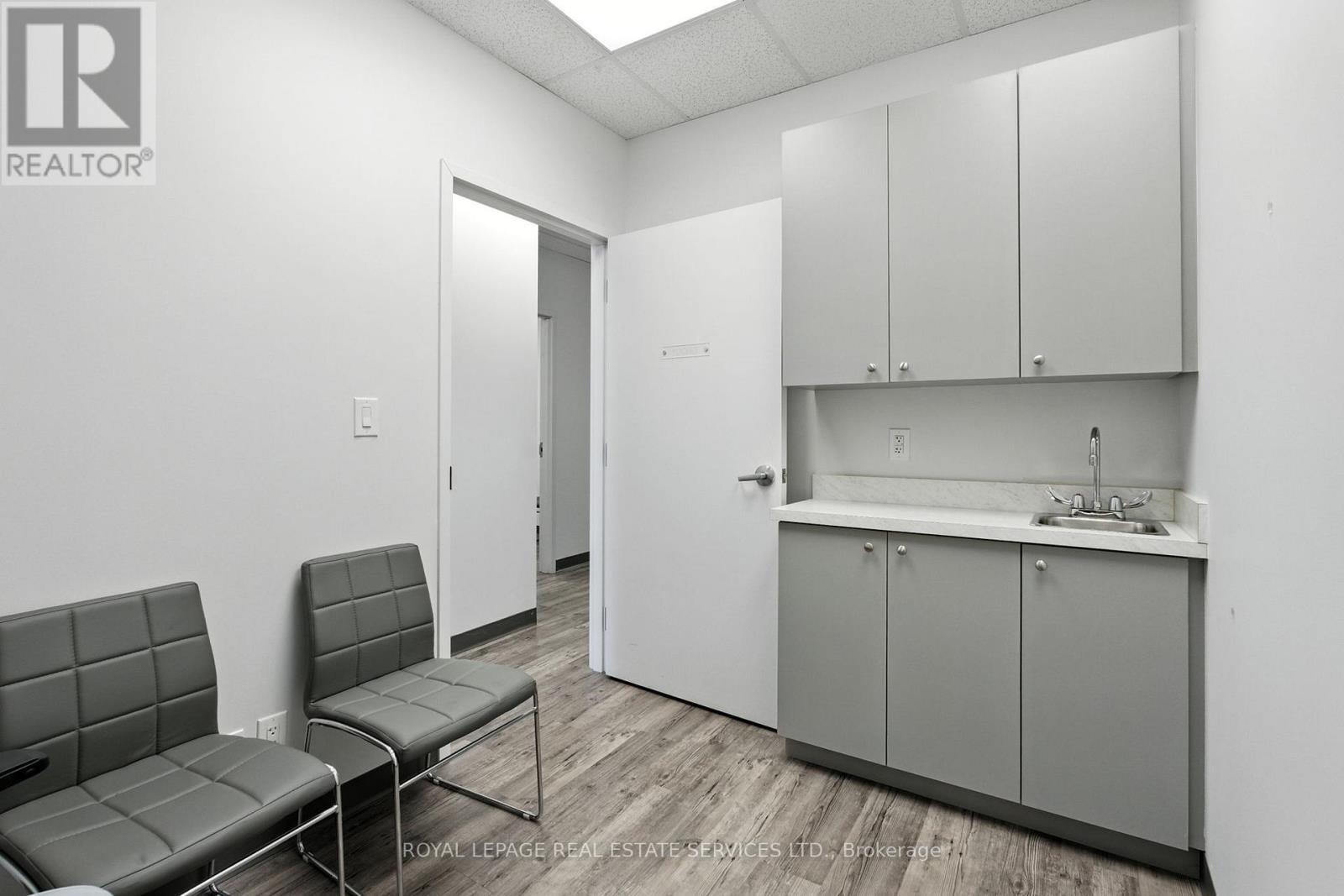 419 A - 3075 Hospital Gate, Oakville, Ontario  L6M 1M1 - Photo 16 - W12977122