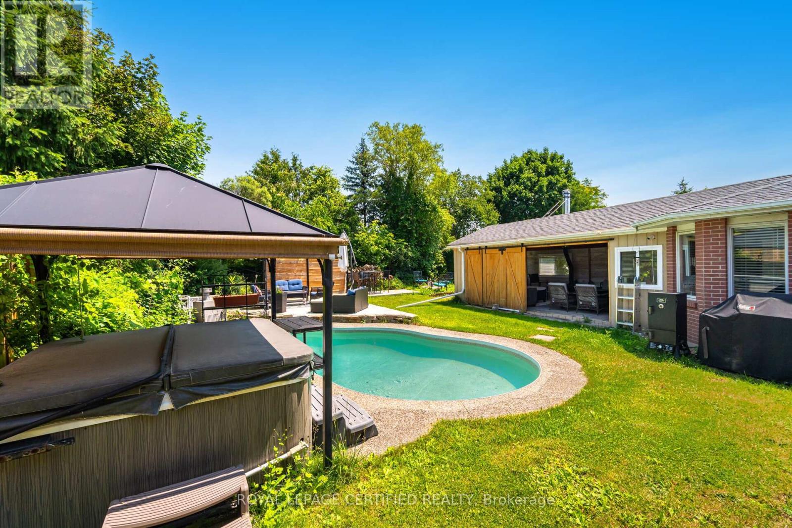 5 Stockman Crescent, Halton Hills, Ontario  L7G 1J5 - Photo 43 - W12977158