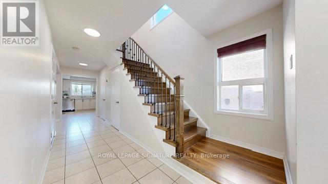 263 Pettigrew Trail, Milton, Ontario  L9T 5X7 - Photo 3 - W12977172