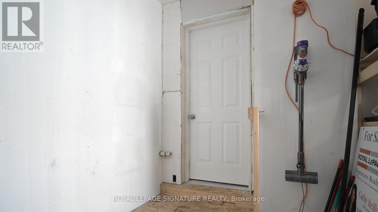 263 Pettigrew Trail, Milton, Ontario  L9T 5X7 - Photo 38 - W12977172