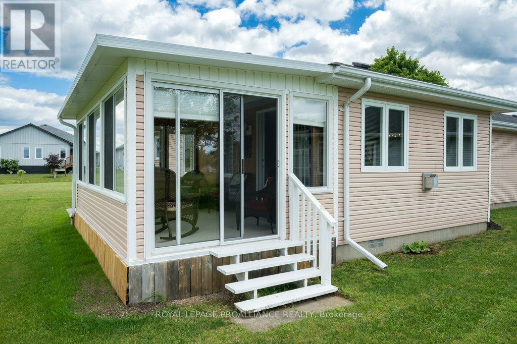 9 Quaker Court, Prince Edward County, Ontario  K0K 3L0 - Photo 33 - X12775292