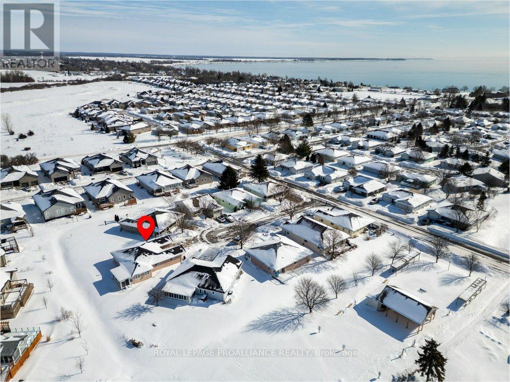 9 Quaker Court, Prince Edward County, Ontario  K0K 3L0 - Photo 37 - X12775292
