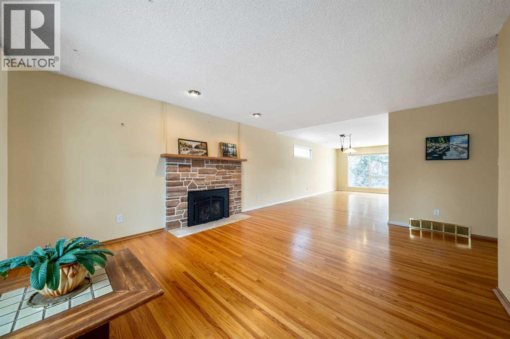 3316 24 Street NW, Calgary, Alberta  T2M 3Z7 - Photo 7 - A2298013