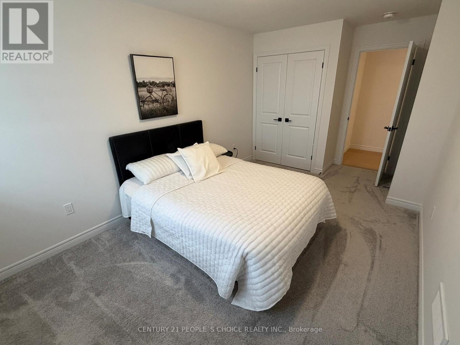 520 Anton Crescent, Kitchener, Ontario  N2R 0T8 - Photo 33 - X12976818