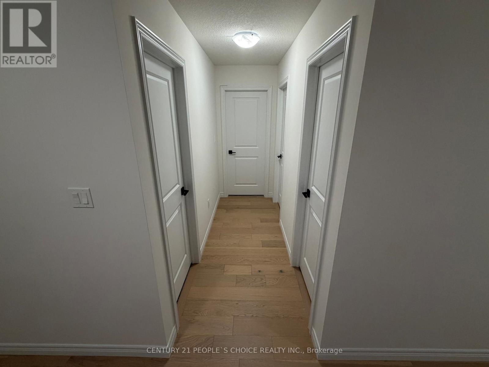 520 Anton Crescent, Kitchener, Ontario  N2R 0T8 - Photo 41 - X12976818