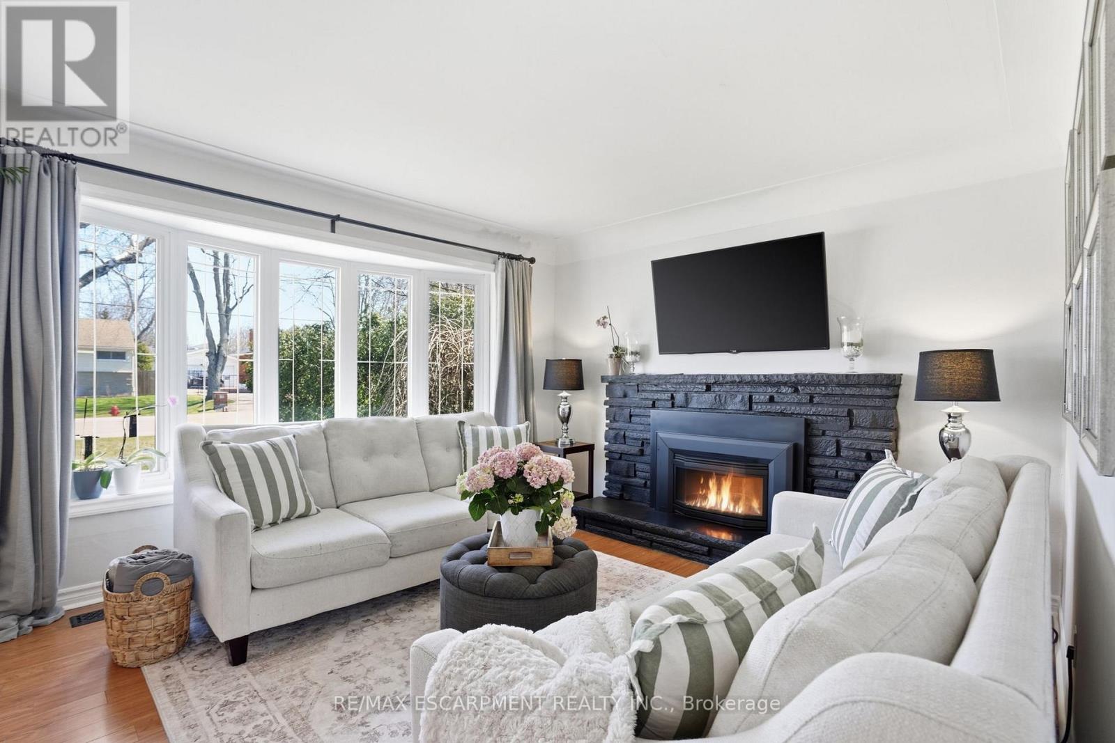 208 Seneca Avenue, Hamilton, Ontario  L9B 1M2 - Photo 16 - X12976846