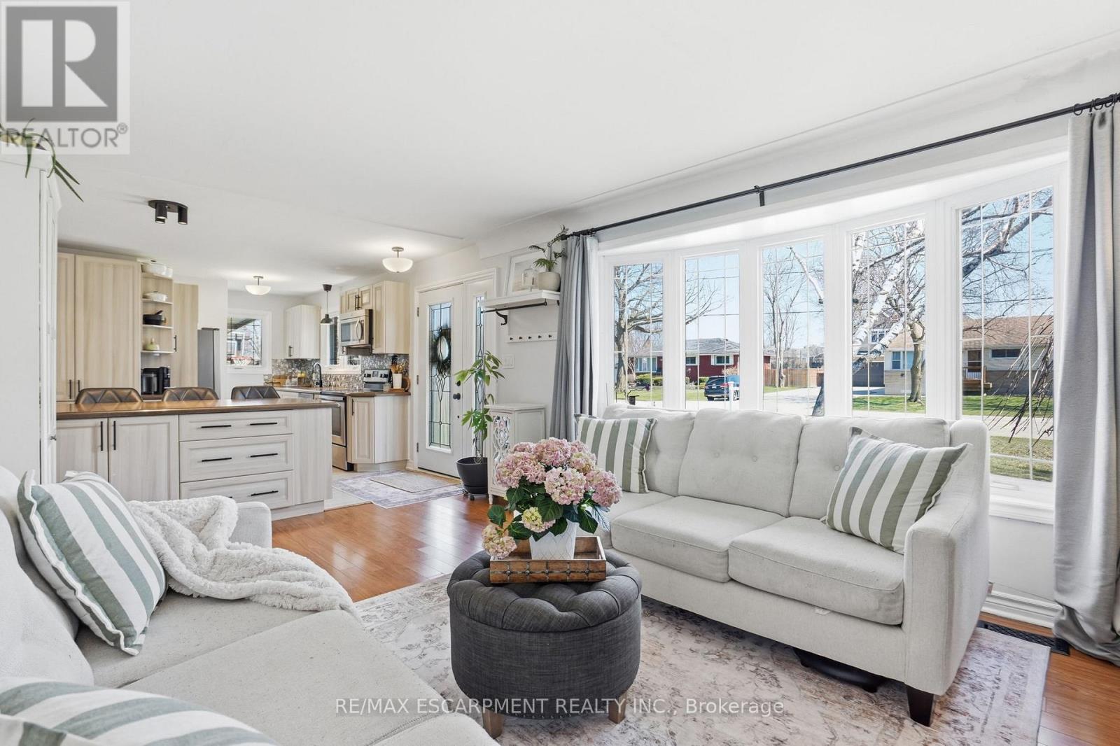 208 Seneca Avenue, Hamilton, Ontario  L9B 1M2 - Photo 17 - X12976846