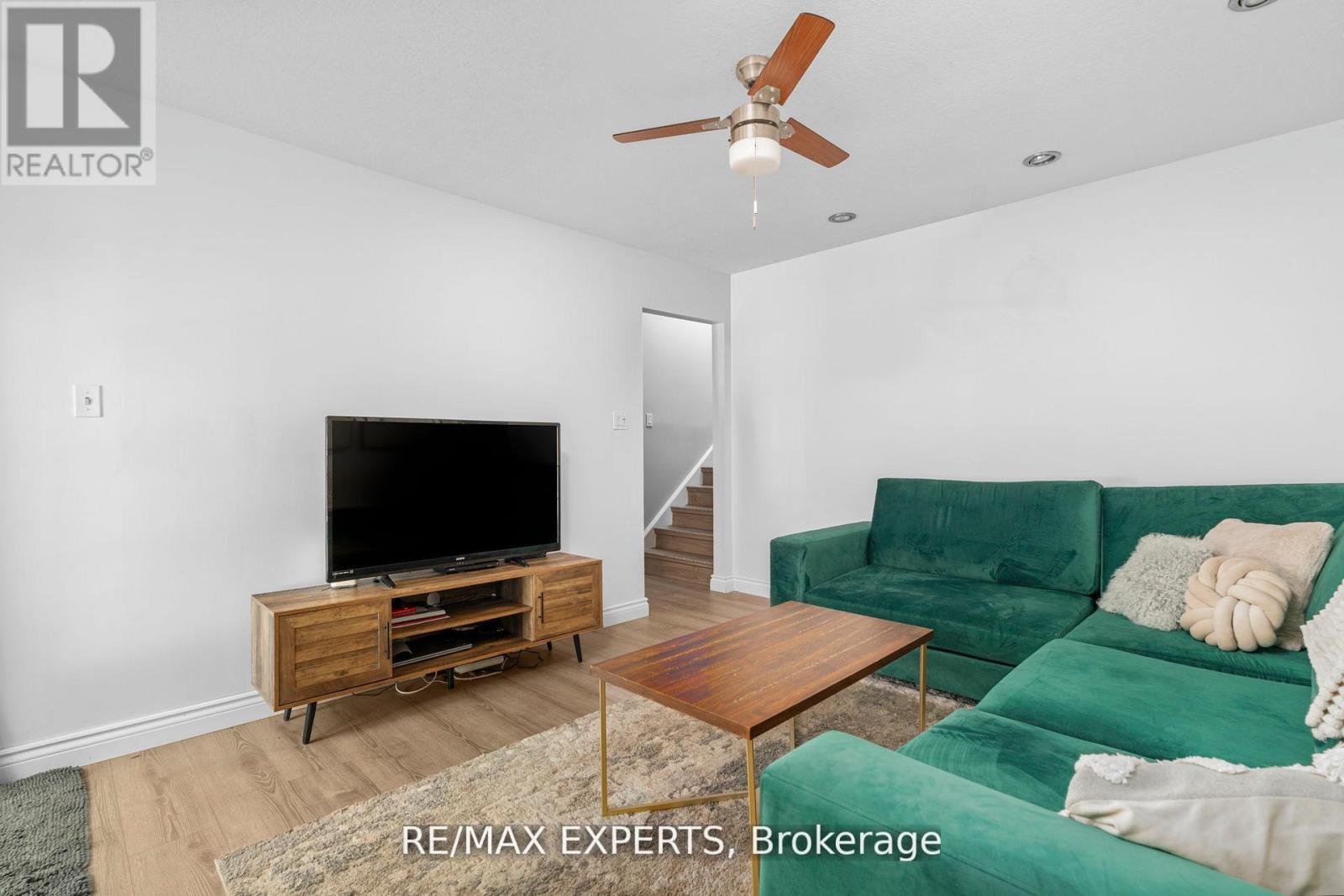 128 Heather Avenue, Cambridge, Ontario  N3C 2Y7 - Photo 11 - X12976884