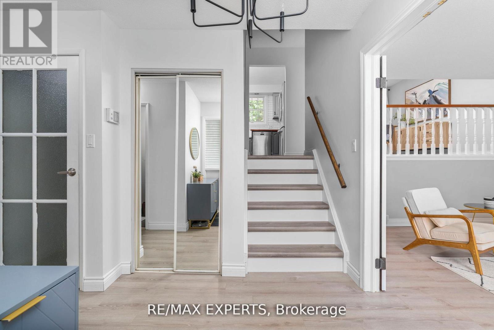 128 Heather Avenue, Cambridge, Ontario  N3C 2Y7 - Photo 5 - X12976884