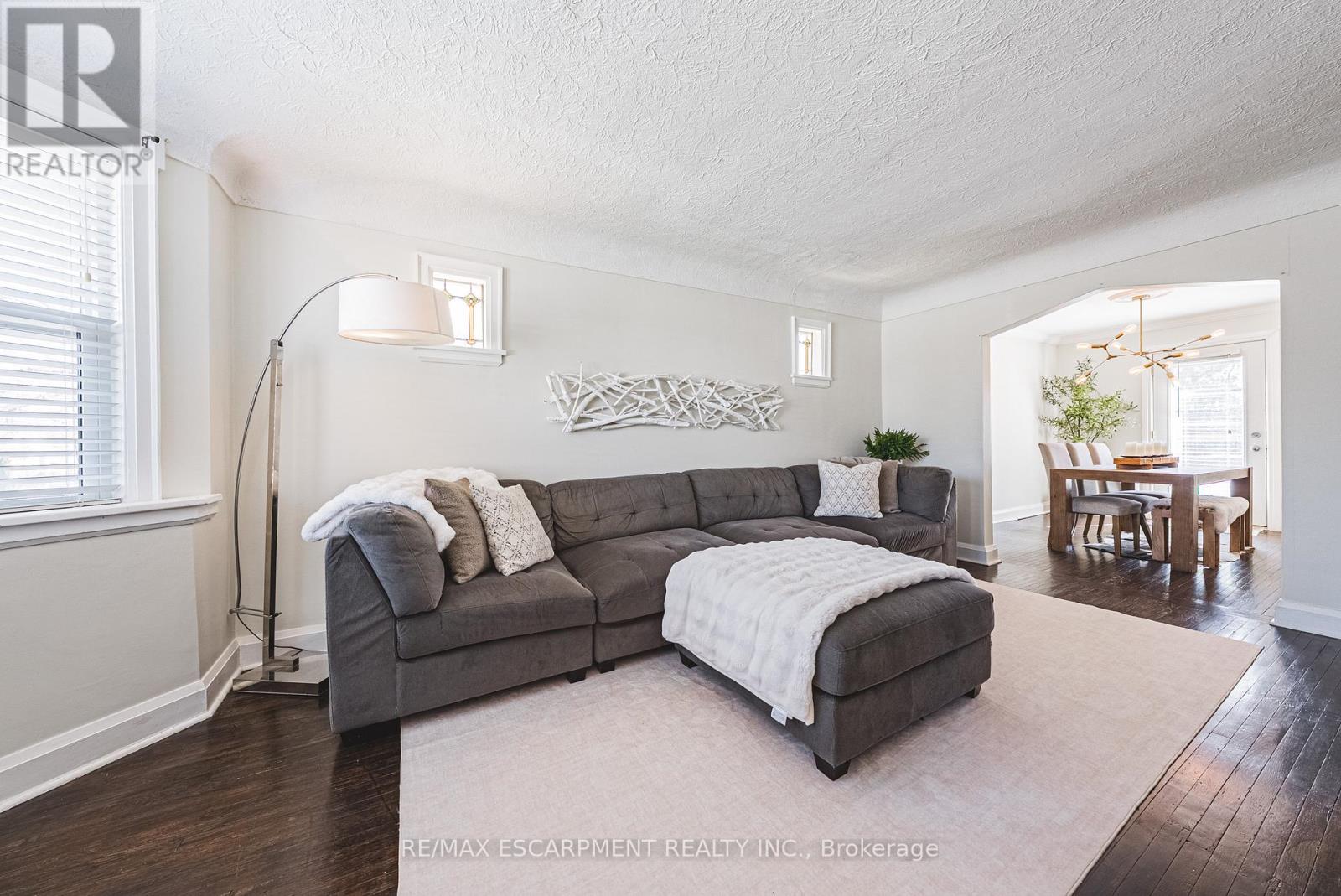 239 Rosewood Road, Hamilton, Ontario  L8K 3J5 - Photo 5 - X12976948