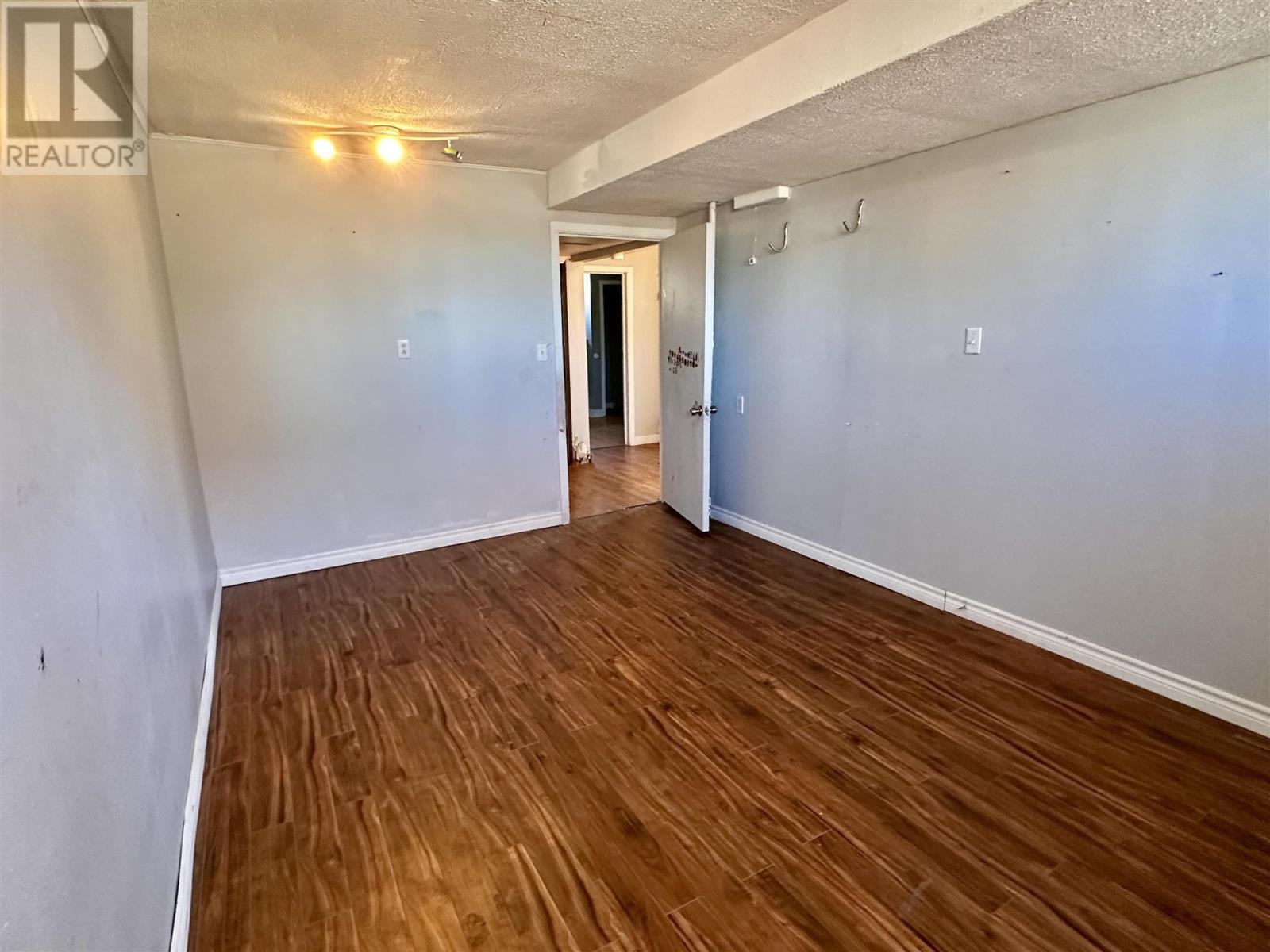 98a Axmith Ave, Elliot Lake, Ontario  P5A 1B8 - Photo 11 - SM260656